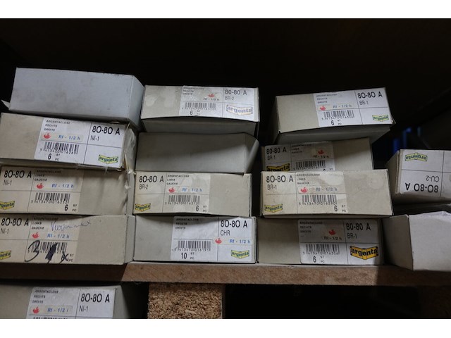 Inhoud rek - afbeelding 11 van  11