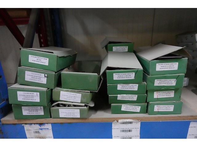 Inhoud rek - afbeelding 2 van  11