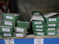 Inhoud rek - afbeelding 2 van  11