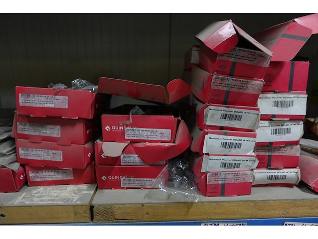 Inhoud rek - afbeelding 8 van  11