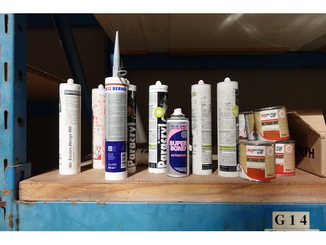 Inhoud rek - afbeelding 2 van  17