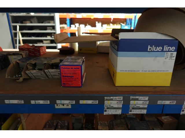 Inhoud rek - afbeelding 14 van  29