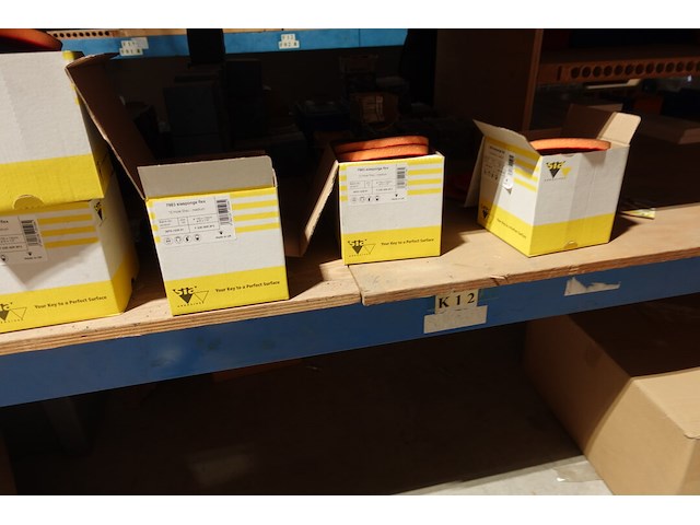 Inhoud rek - afbeelding 23 van  29