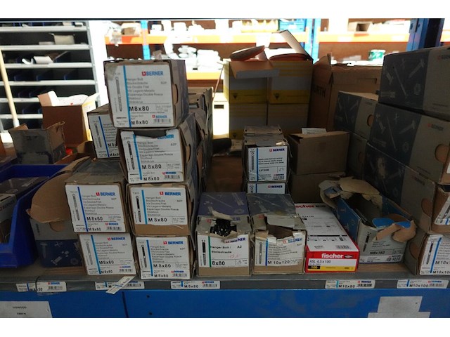 Inhoud rek - afbeelding 3 van  29