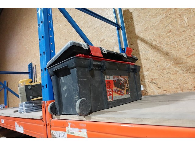 Inhoud rek - afbeelding 15 van  17