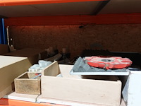 Inhoud rek - afbeelding 7 van  17