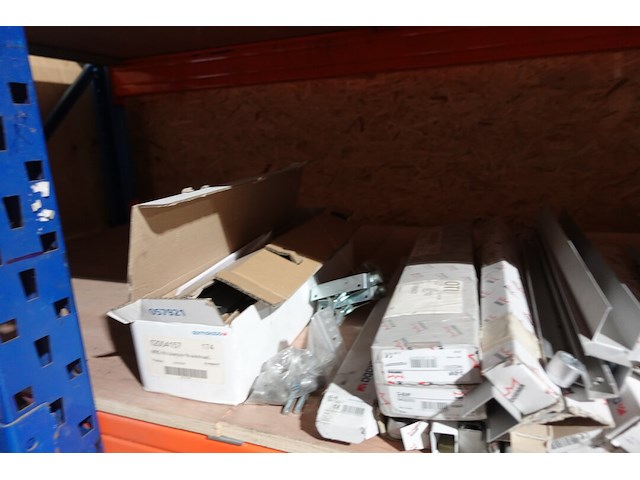 Inhoud rek - afbeelding 12 van  14