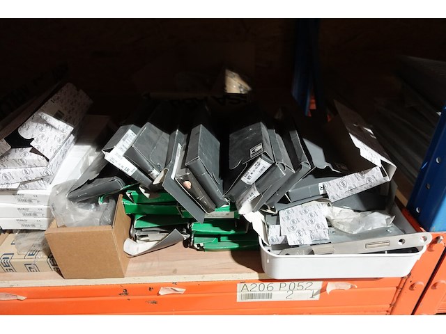 Inhoud rek - afbeelding 9 van  14