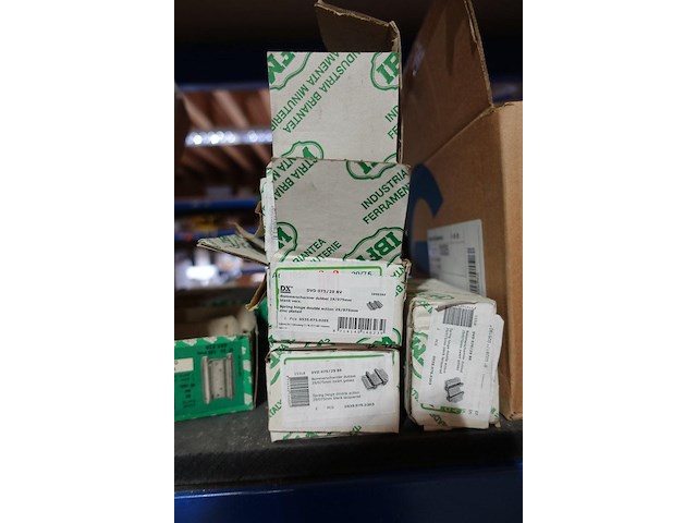 Inhoud rek - afbeelding 3 van  9