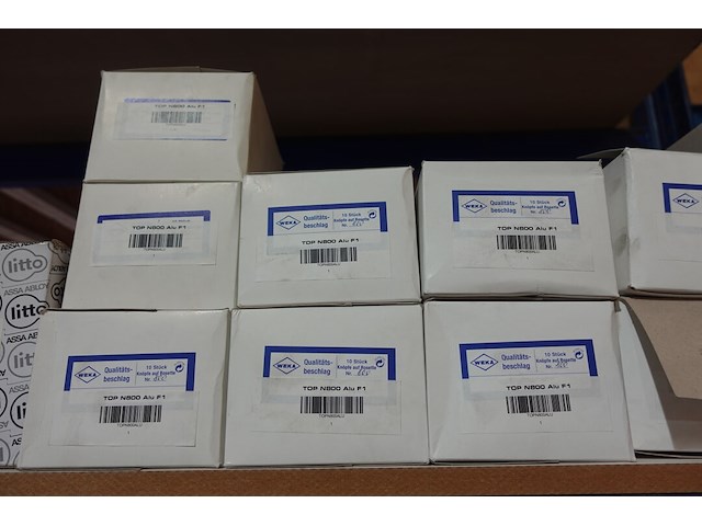 Inhoud rek - afbeelding 5 van  9