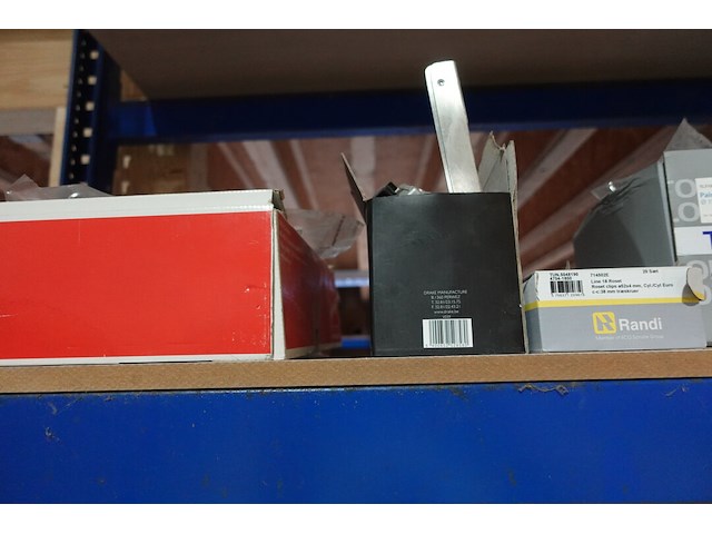 Inhoud rek - afbeelding 7 van  9