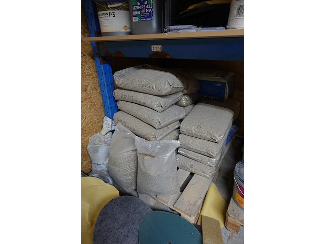 Inhoud rek - afbeelding 3 van  14