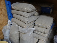 Inhoud rek - afbeelding 3 van  14