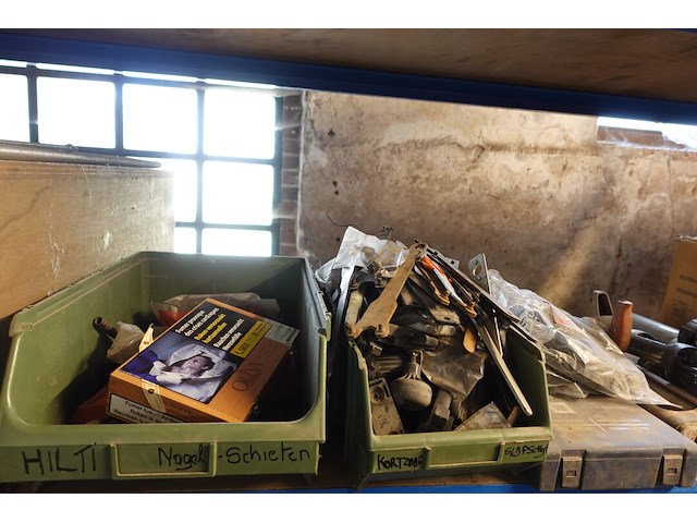 Inhoud rek - afbeelding 6 van  12