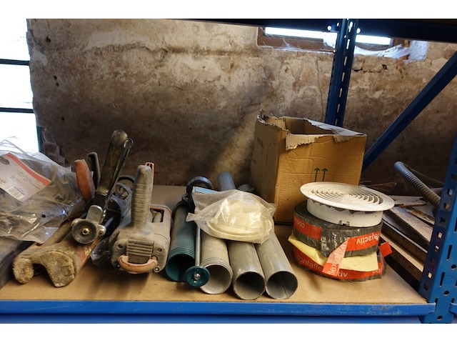 Inhoud rek - afbeelding 7 van  12