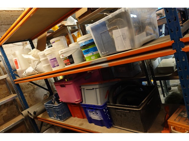 Inhoud rek - afbeelding 2 van  2