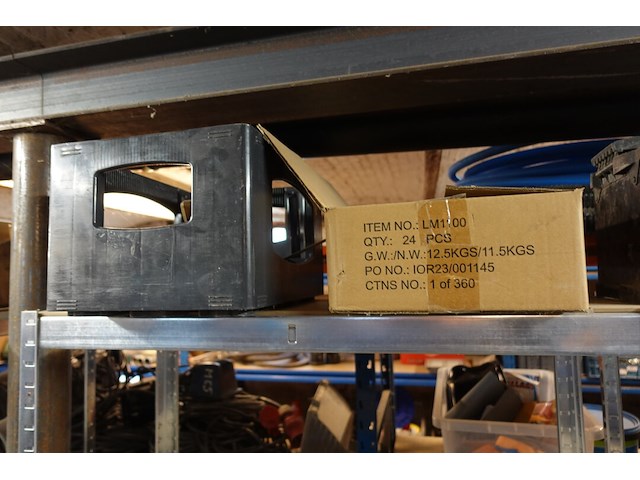 Inhoud rek - afbeelding 7 van  22