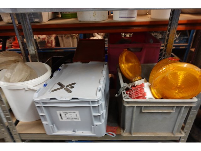 Inhoud rek - afbeelding 10 van  22