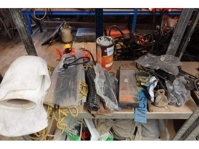 Inhoud rek - afbeelding 16 van  22