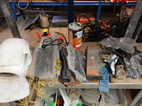 Inhoud rek - afbeelding 16 van  22