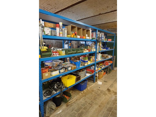 Inhoud rek - afbeelding 1 van  30