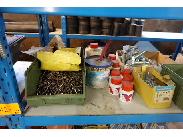 Inhoud rek - afbeelding 30 van  30