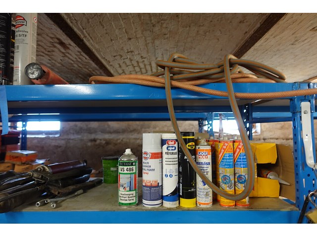Inhoud rek - afbeelding 2 van  40