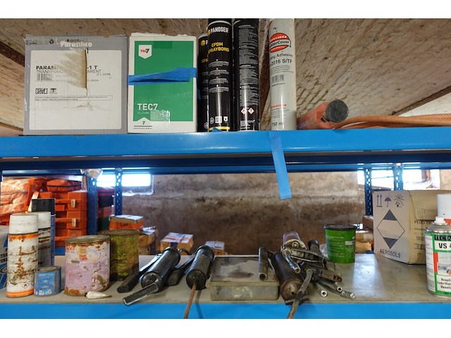 Inhoud rek - afbeelding 3 van  40