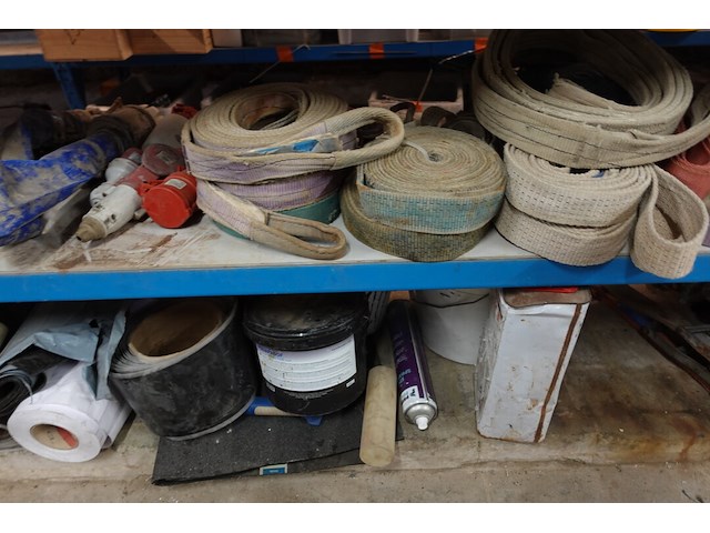 Inhoud rek - afbeelding 9 van  40