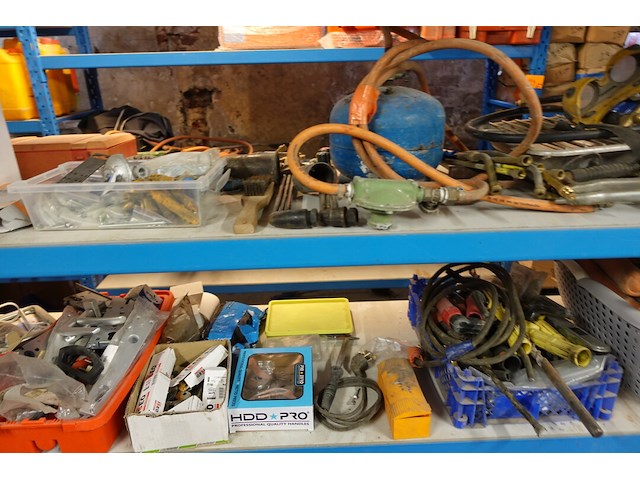 Inhoud rek - afbeelding 18 van  40