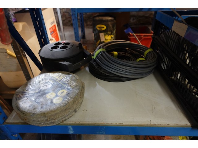 Inhoud rek - afbeelding 27 van  40