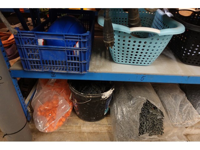 Inhoud rek - afbeelding 36 van  40