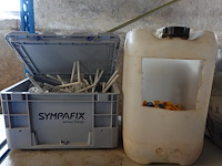 Inhoud rek - afbeelding 12 van  17