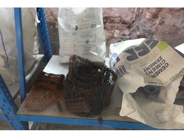 Inhoud rek - afbeelding 16 van  17