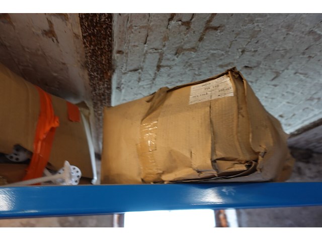 Inhoud rek - afbeelding 2 van  22