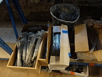 Inhoud rek - afbeelding 8 van  22