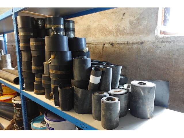 Inhoud rek - afbeelding 12 van  22