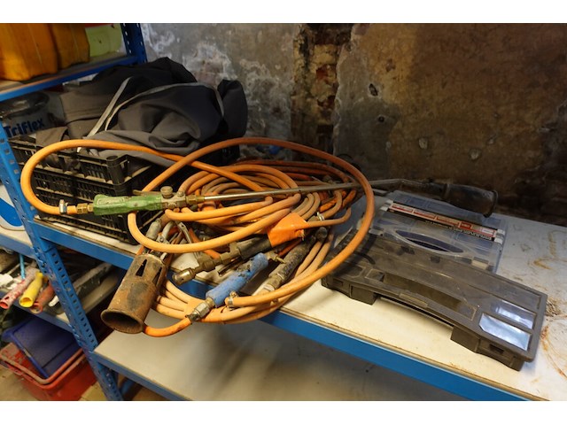 Inhoud rek - afbeelding 8 van  14