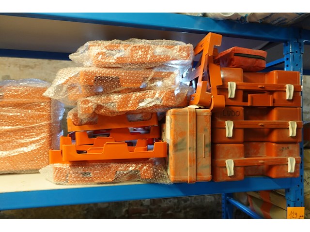 Inhoud rek - afbeelding 9 van  14