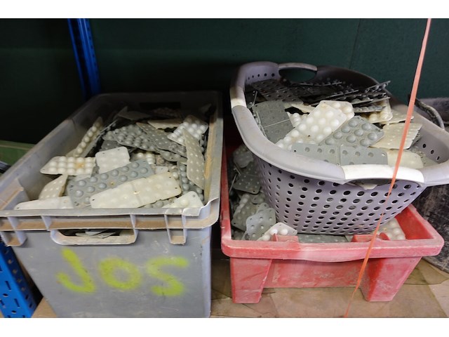 Inhoud rek - afbeelding 2 van  9