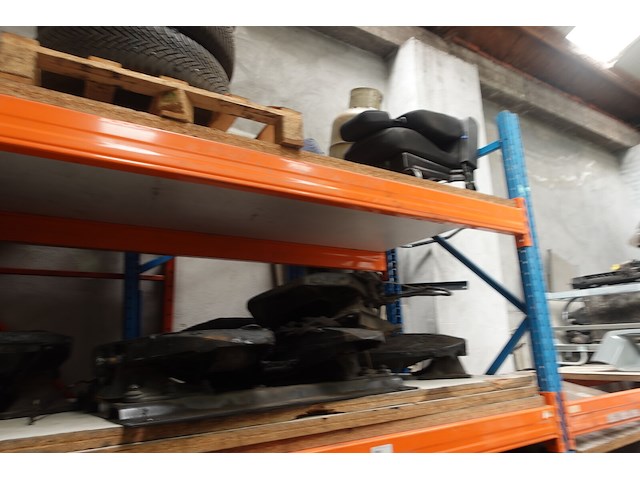 Inhoud rek - afbeelding 8 van  14
