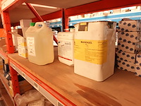 Inhoud rek - afbeelding 24 van  43