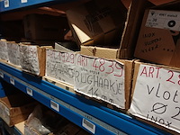 Inhoud rek - afbeelding 2 van  33