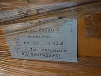Inhoud rek - afbeelding 16 van  28
