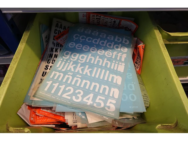 Inhoud rek - afbeelding 43 van  43