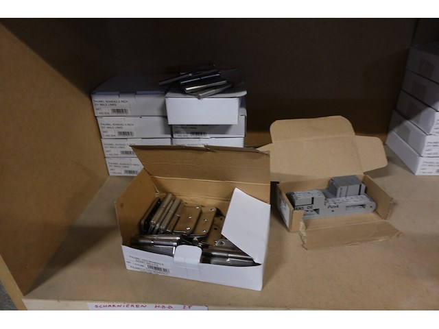 Inhoud rekken - afbeelding 11 van  25