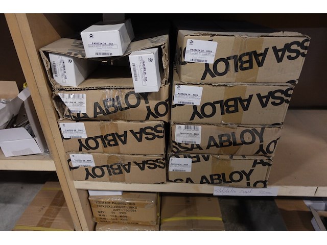 Inhoud rekken - afbeelding 18 van  25