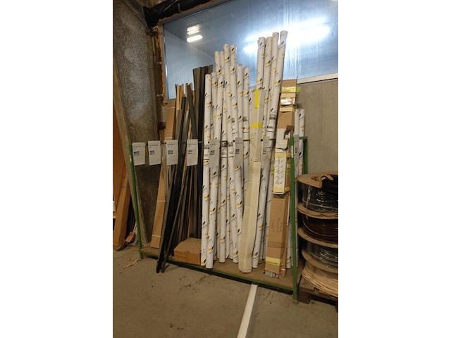 Inhoud rekken - afbeelding 23 van  25