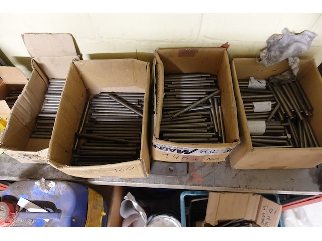 Inhoud ruimte magazijn - afbeelding 6 van  30