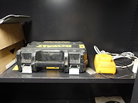 Inhoud ruimte magazijn - afbeelding 10 van  30